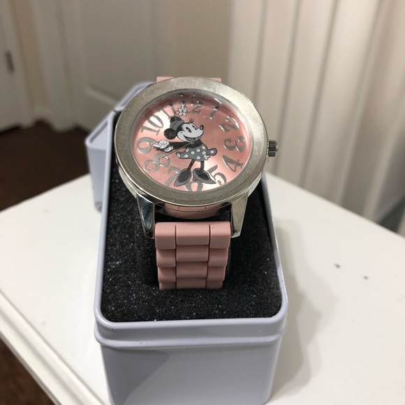 Disney Watch - Picture 2 of 3